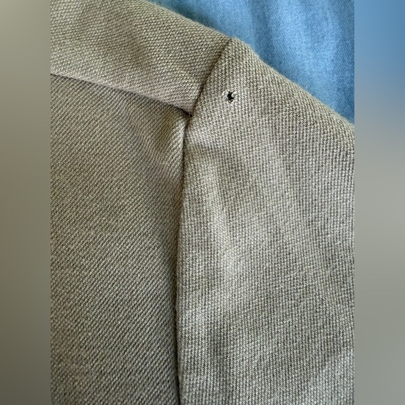 Uniqlo x Theory Collab AIRism Shirt 🤎 Taupe Brown | Size S | Cool & Minimalist 👕 - Picture 7 of 10